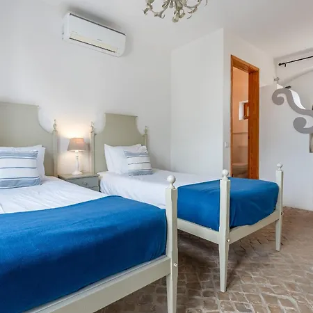 Monte Solteiras In By Lovelystay Tavira