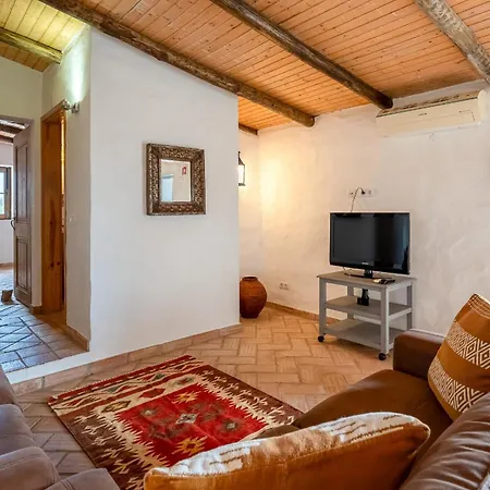 Monte Solteiras In By Lovelystay * Tavira