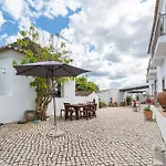 Дом отдыха Monte Solteiras In By Lovelystay