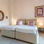 Monte Solteiras In By Lovelystay Tavira