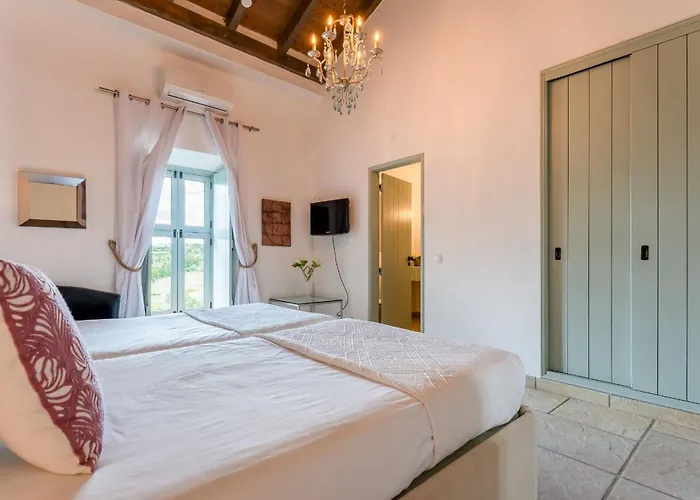 Monte Solteiras In By Lovelystay Dom wakacyjny Tavira