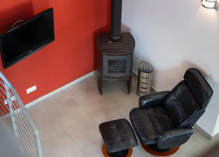 Monte Solteiras In By Lovelystay *