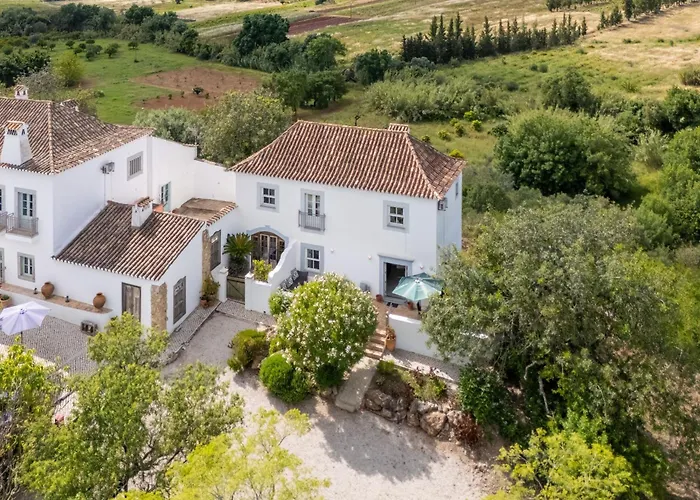 Monte Solteiras In By Lovelystay Holiday home *