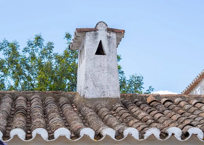 Monte Solteiras In By Lovelystay Tavira