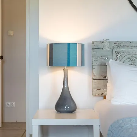 Monte Solteiras In By Lovelystay *